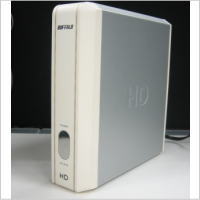 BUFFALO製 HD-120U2 

<h4>搭載HDD</h4>
<p>WesternDigital WD1200AB” width=”200″ height=”200″></p>
<h4>復旧媒体</h4>
<p>BUFFALO製 HD-120U2</p>
<h4>搭載HDD</h4>
<p>WesternDigital製 WD1200AB 120GB</p>
<h4>症状</h4>
<p>WindowsPCで使用していた外付けハードディスク。異音がして認識しない。</p>
<h4>作業内容</h4>
<p>ヘッド交換を実施し、可能な限りクローンを作成。</p>
<h4>結果</h4>
<p>一部破損ならびに欠損していましたが、お客様の必要なデータが有効な形で復旧に至りました。</p>
       </div>

  </div><!-- END #article -->

    <div id=